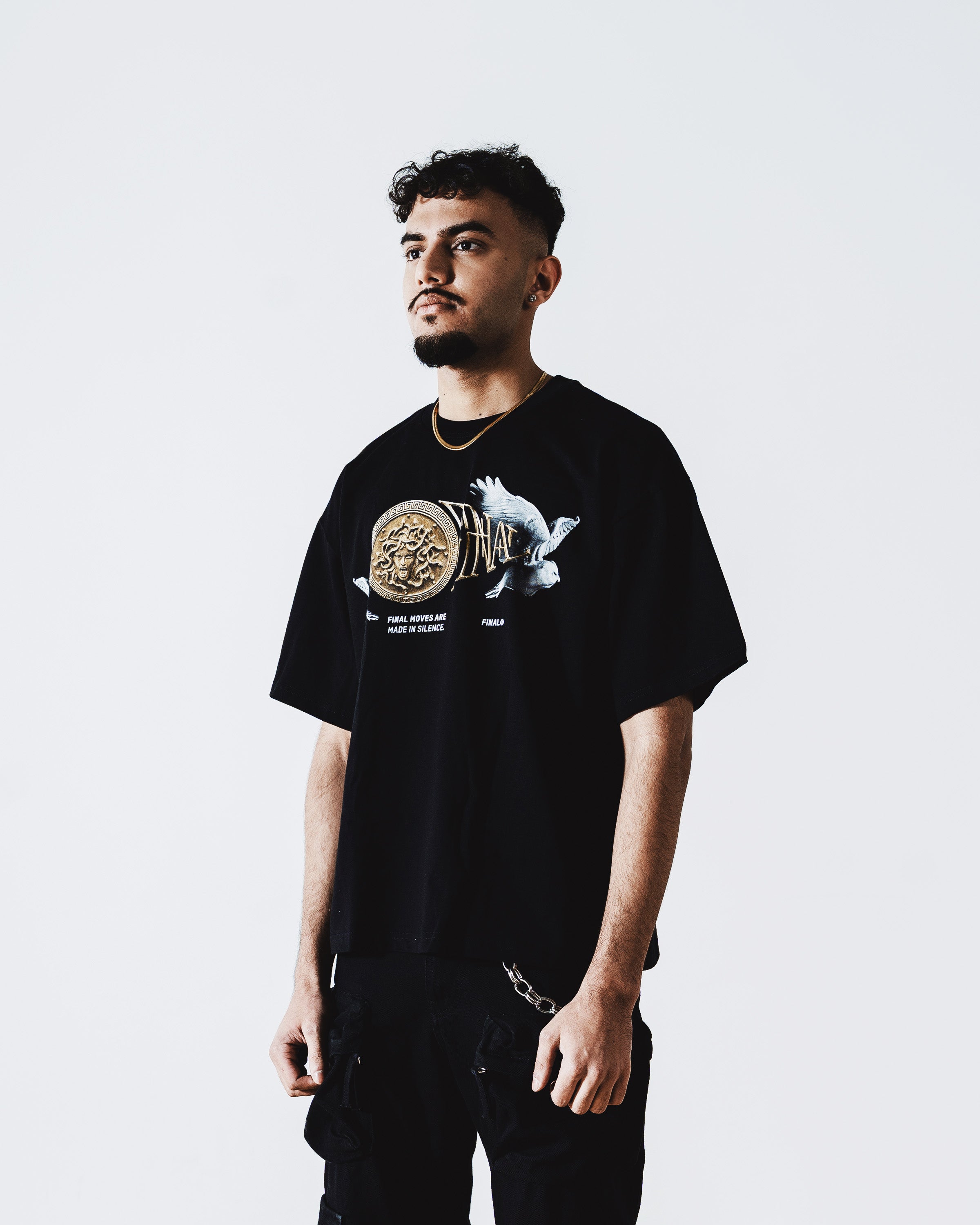 Gold Medusa T-Shirt Black